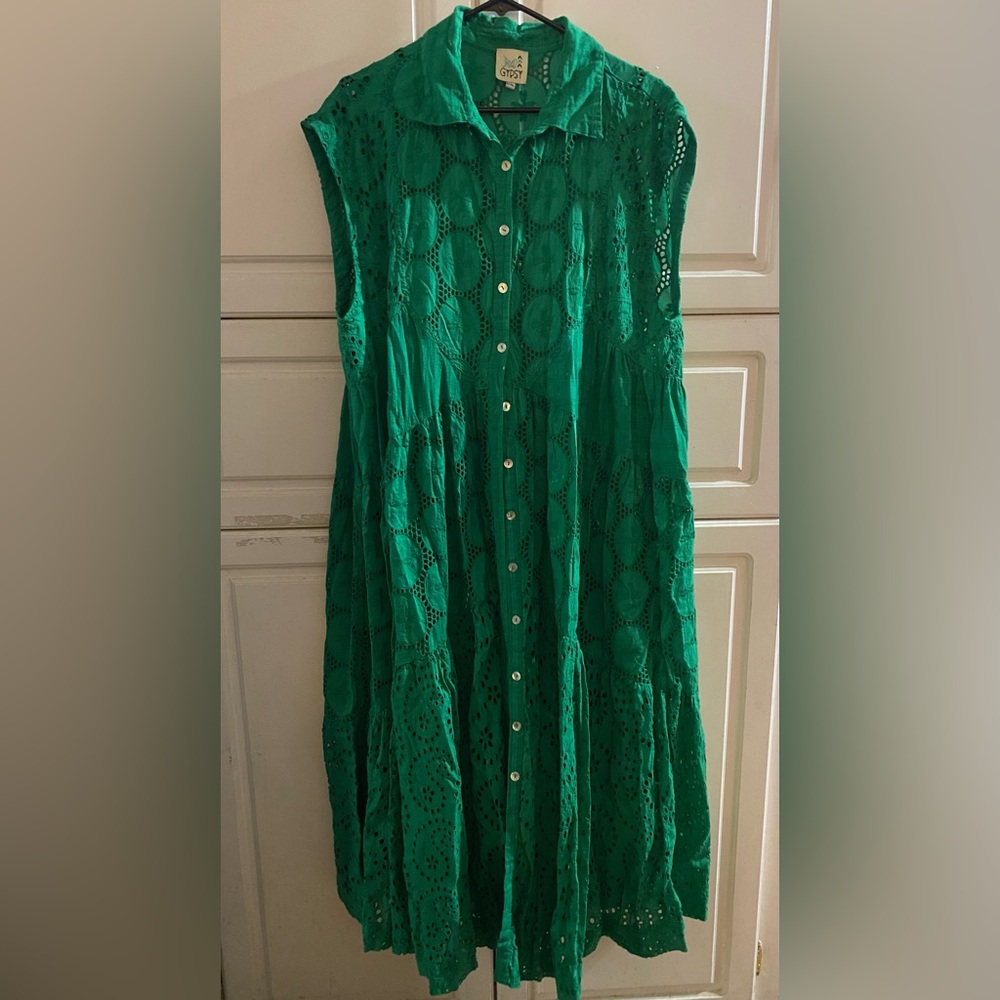 Emerald Button-Down Lace Midi Dress